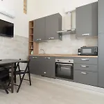 公寓 Guesthost - Cozy Loft With Mezzanine