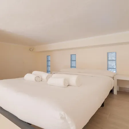 Guesthost - Cozy Loft With Mezzanine * 米兰